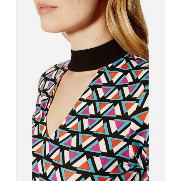 Karen Millen | Women | Geometric Stretch Long Sleeve Choker Blouse | Size 6 US - Picture 16 of 16